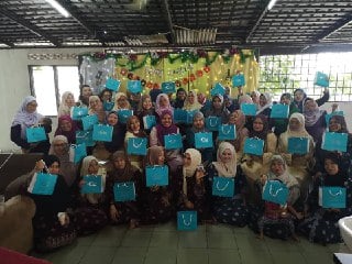 Perhimpunan Komuniti Stokis